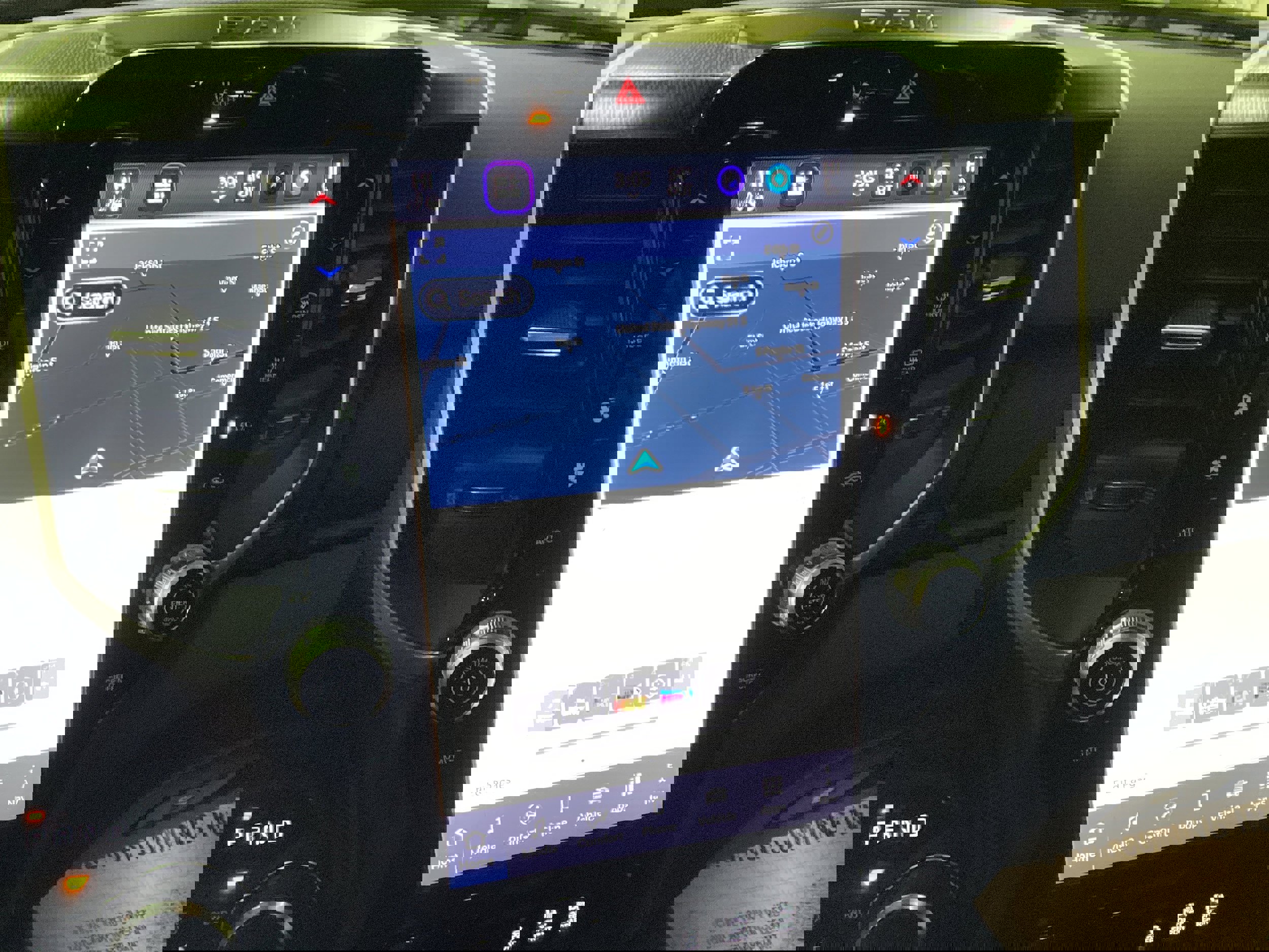 New 2026 RAM 1500 4x4 Crew Cab image 27