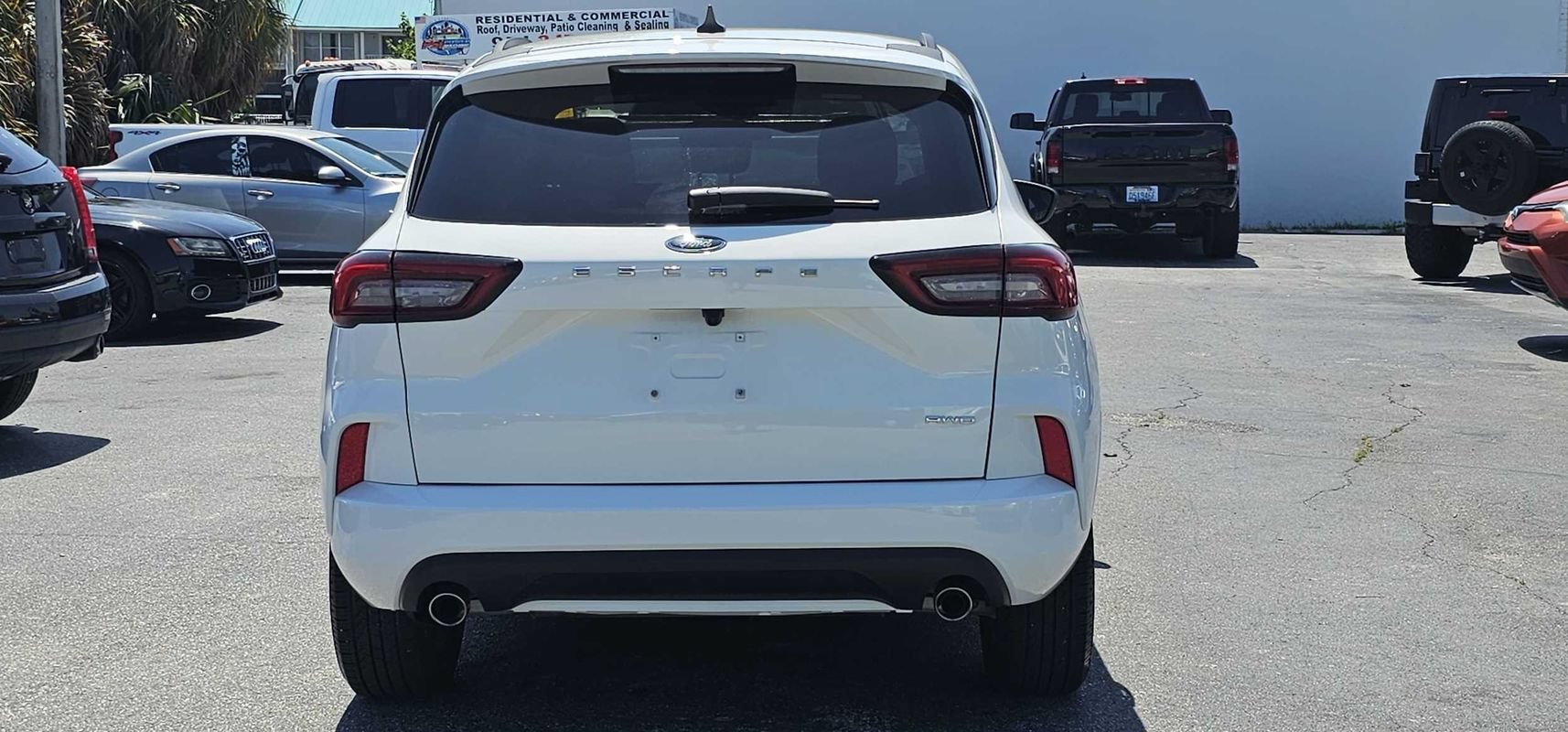 Used 2023 Ford Escape ST-Line AWD/4WD image 15