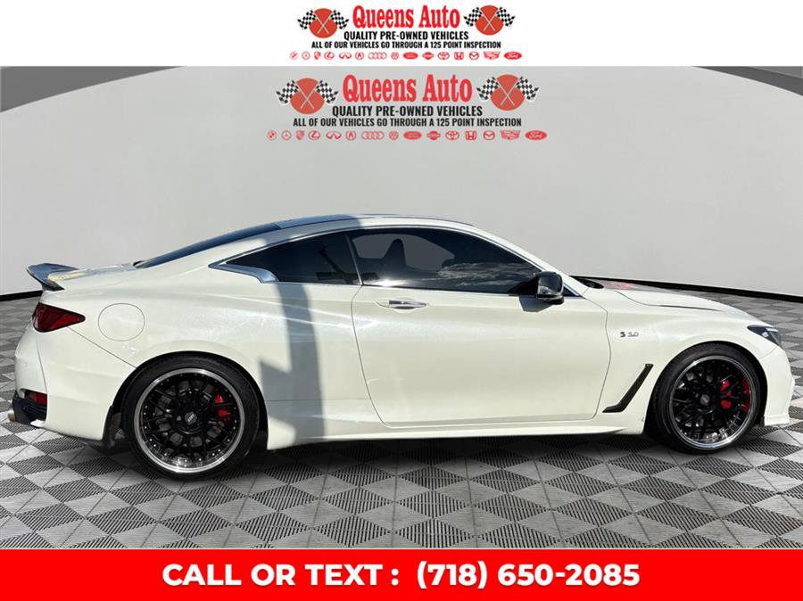 Used 2018 INFINITI Q60 Red Sport 400 AWD/4WD image 8