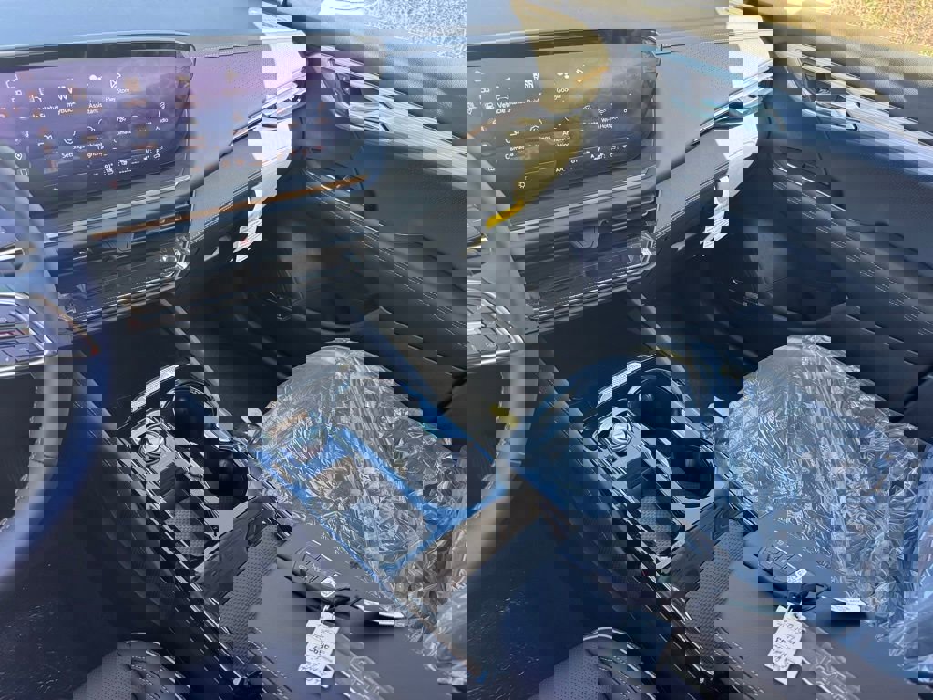 New 2026 Buick Envision Avenir image 30