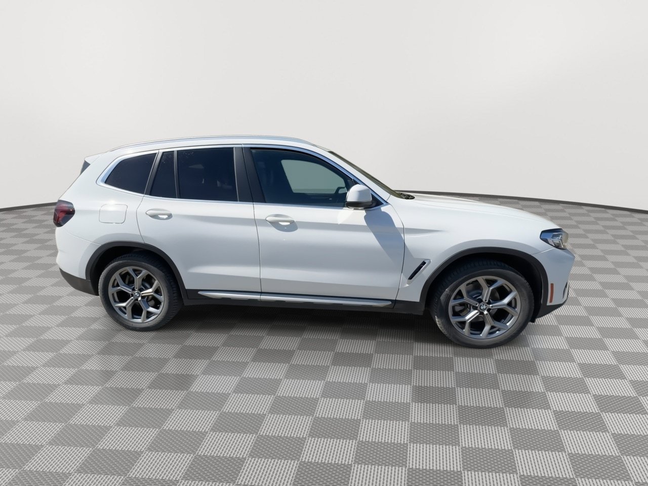 Used 2024 BMW X3 xDrive30i AWD/4WD image 9