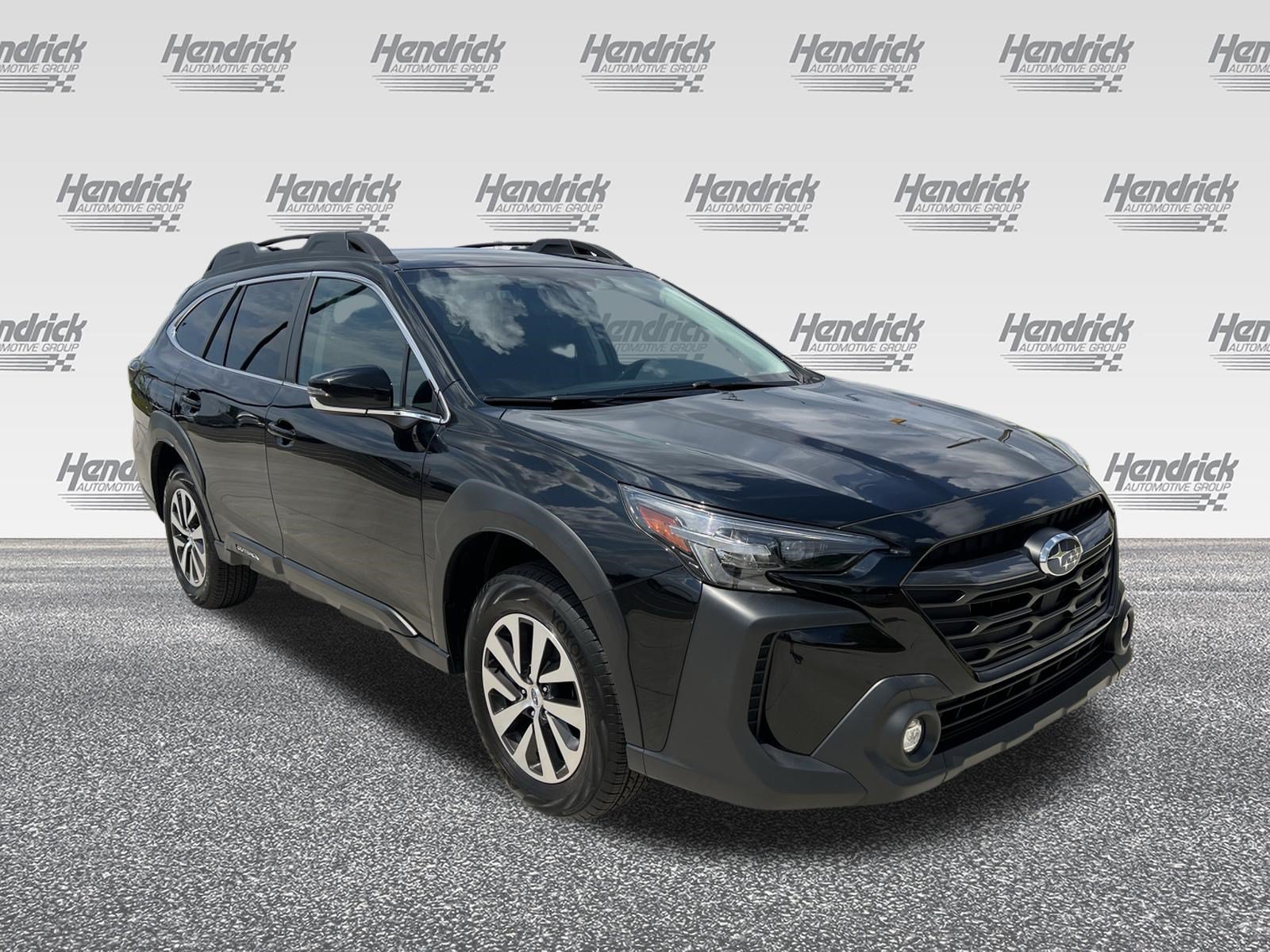 Used 2025 Subaru Outback Premium w/ Popular Package #1 AWD/4WD image 2