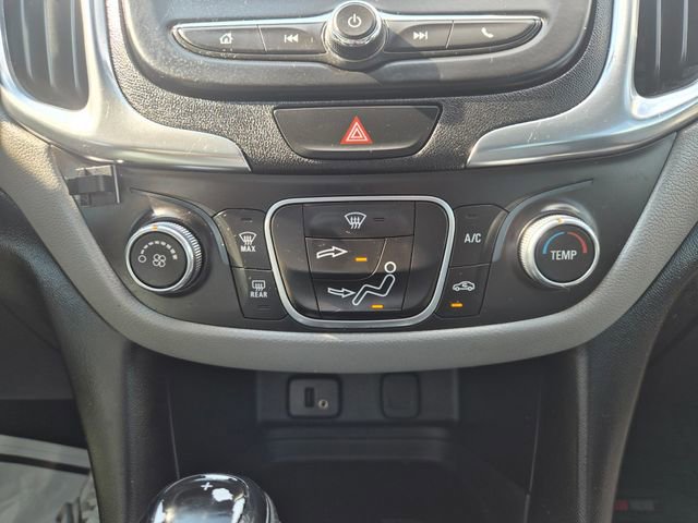 Used 2018 Chevrolet Equinox LS FWD image 27