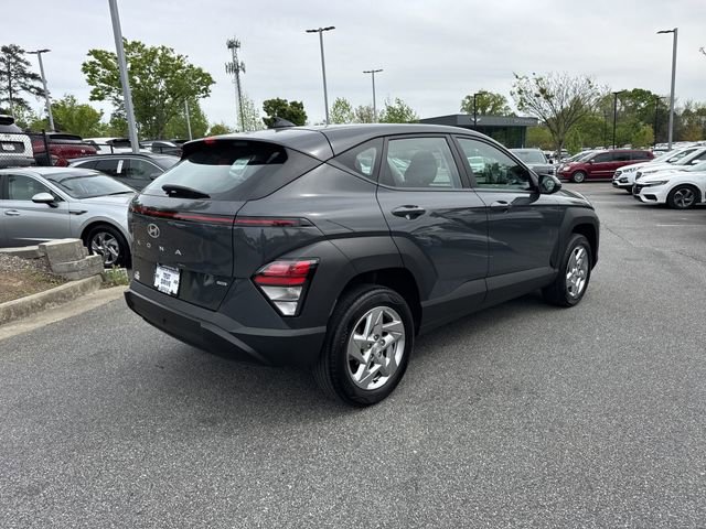 Certified 2024 Hyundai Kona SE image 7