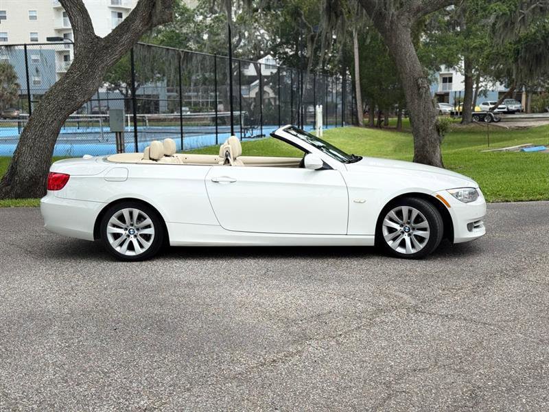 Used 2013 BMW 328i Convertible RWD image 7