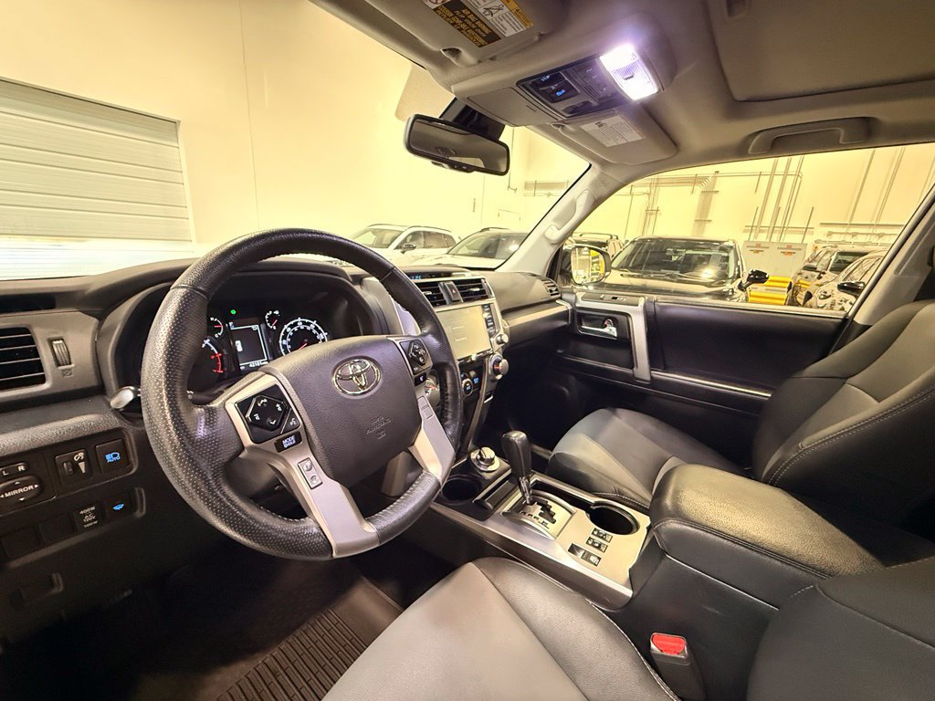 Used 2024 Toyota 4Runner SR5 Premium w/ Moonroof Package AWD/4WD image 18
