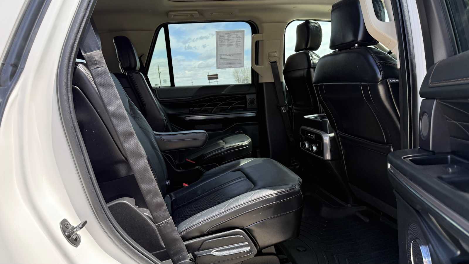 Used 2019 Ford Expedition Platinum AWD/4WD image 12