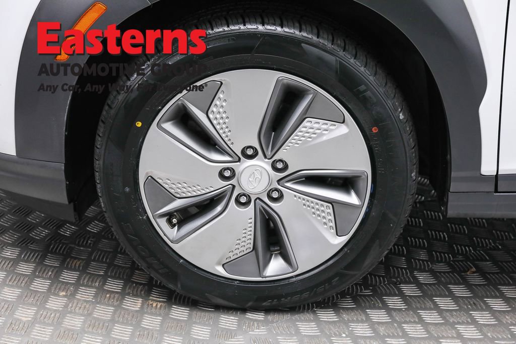 Used 2021 Hyundai Kona SEL image 32