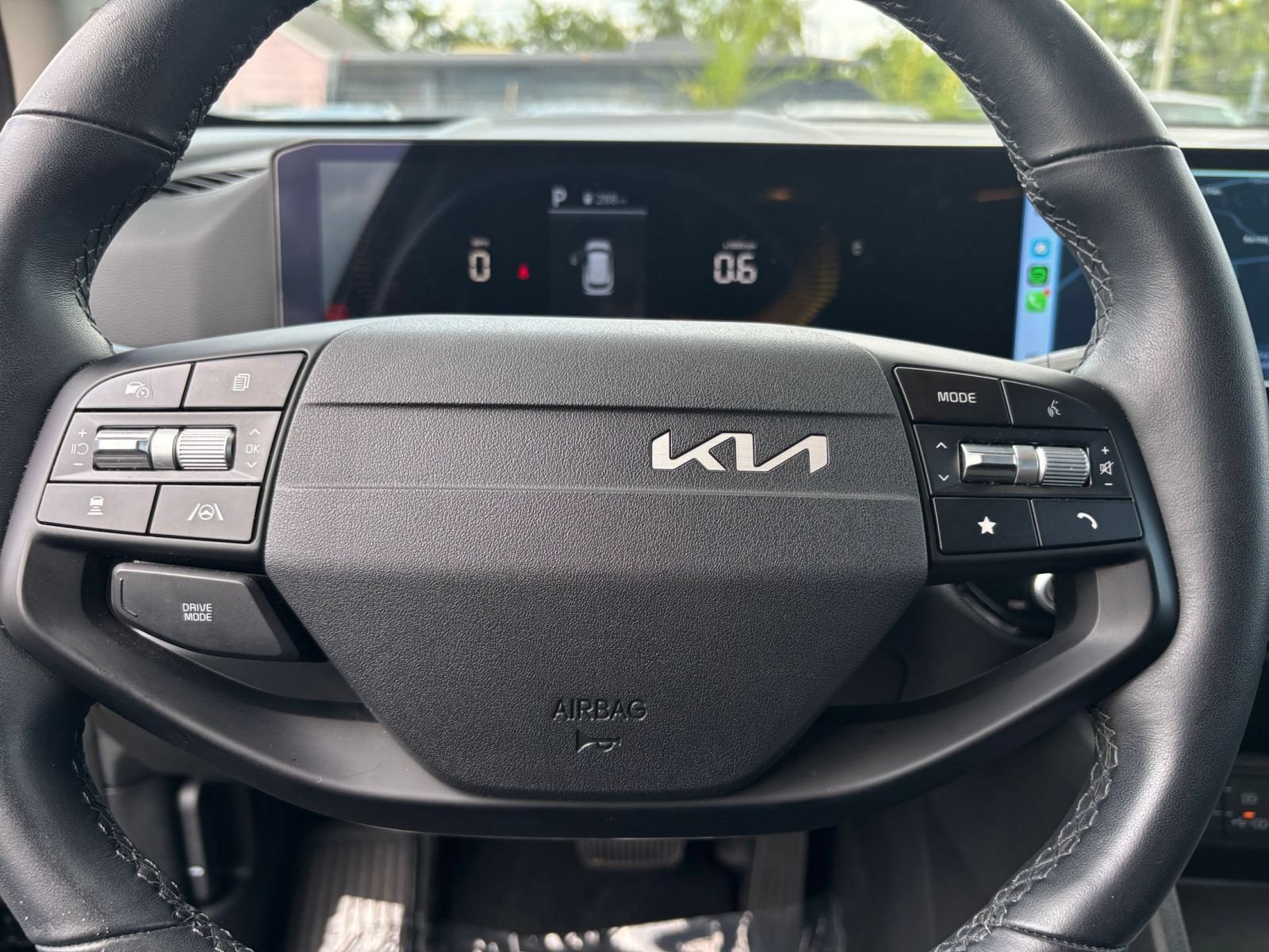 Used 2026 Kia Sportage LX FWD image 27