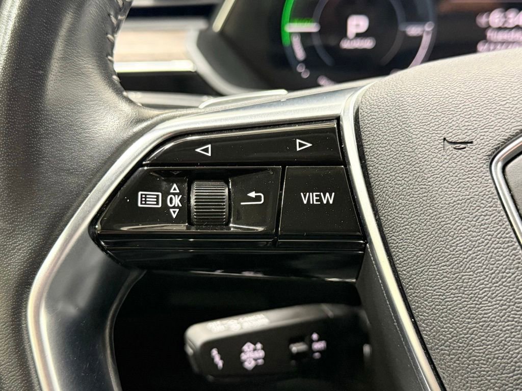 Used 2019 Audi e-tron Prestige w/ Prestige Package AWD/4WD image 21