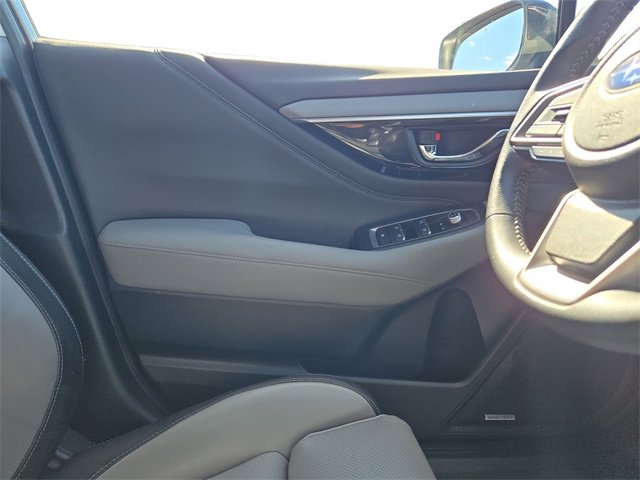 Used 2023 Subaru Outback Limited image 11