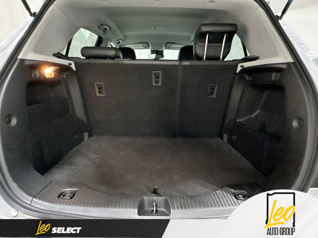 Used 2018 Chevrolet Trax LT w/ LT Convenience Package FWD image 24