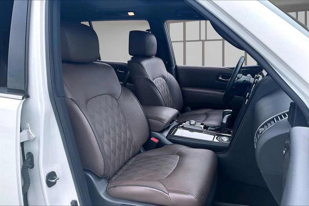 Used 2023 Nissan Armada Platinum w/ Captain's Chairs Package RWD image 29