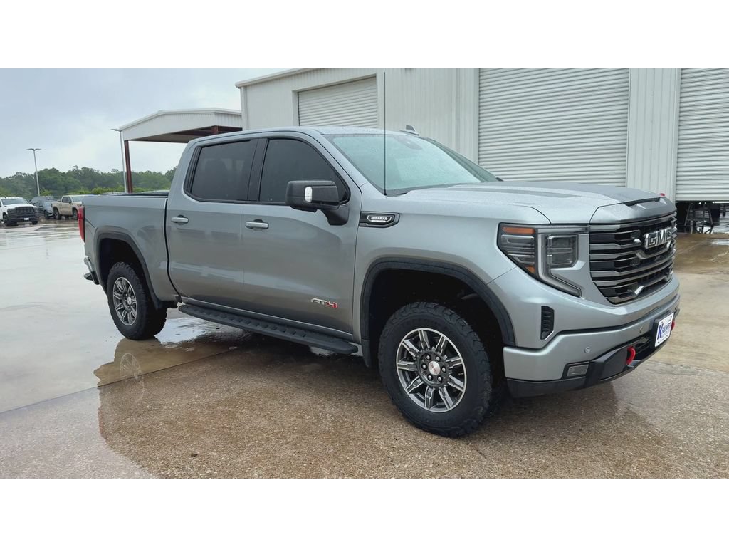 Used 2024 GMC Sierra 1500 AT4 w/ AT4 Premium Package AWD/4WD image 2