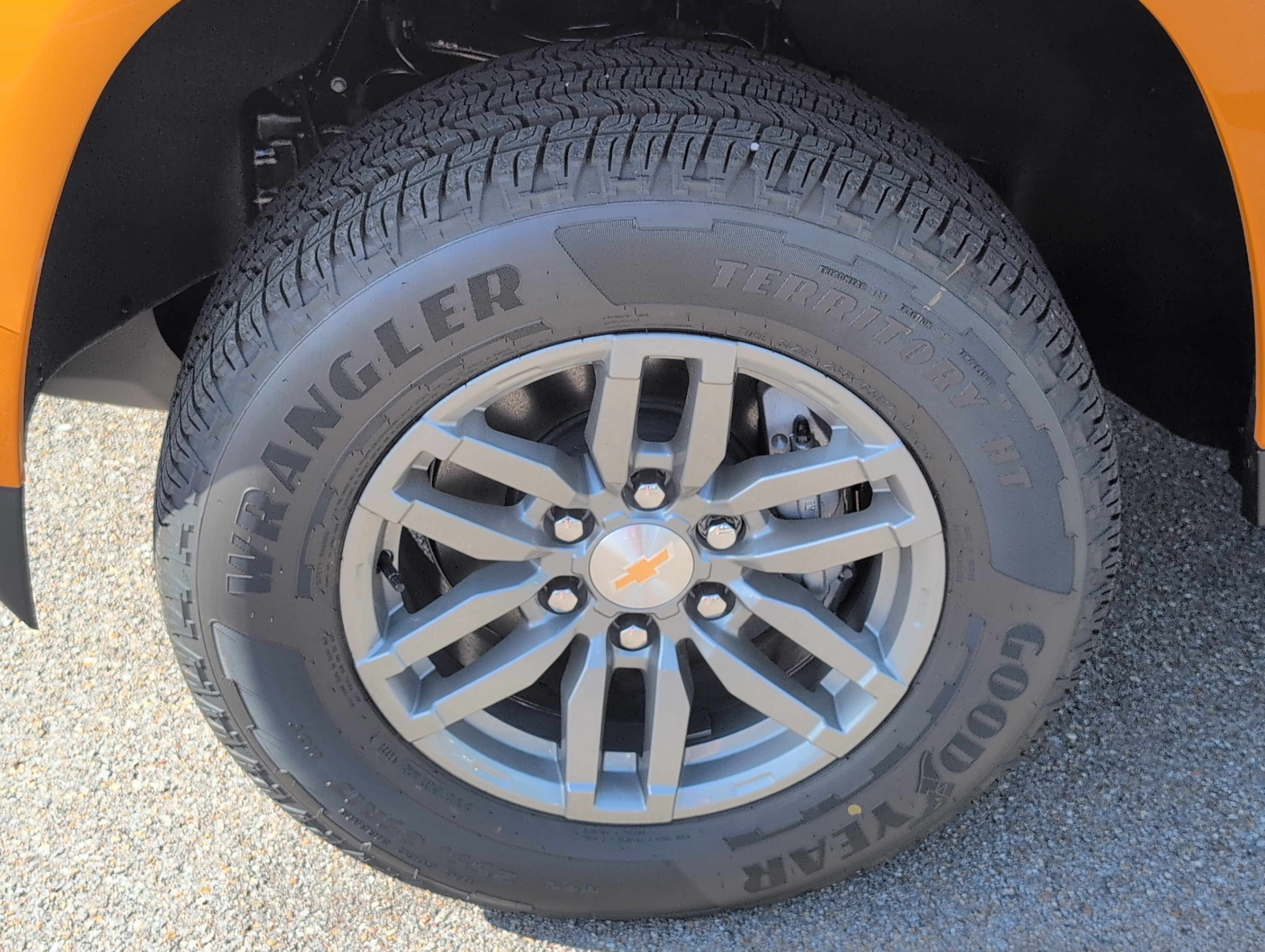 New 2026 Chevrolet Colorado LT RWD image 11