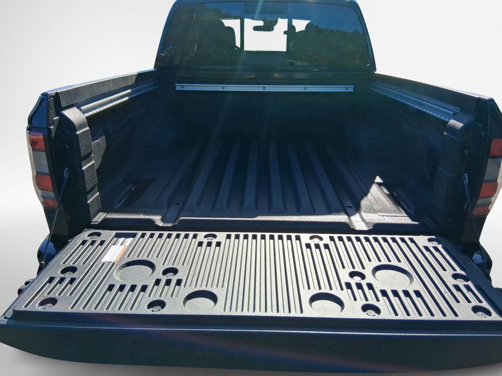 Certified 2025 Nissan Frontier SV w/ SV Convenience Package image 23