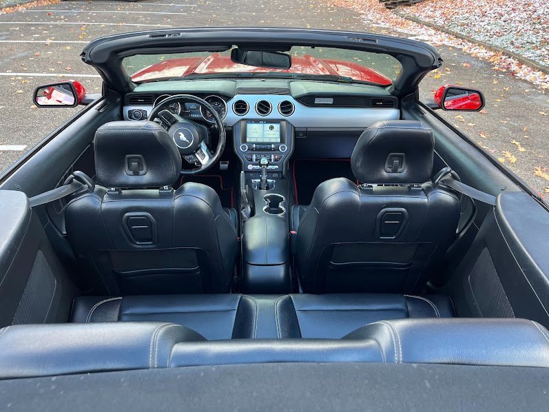 Used 2016 Ford Mustang Premium image 42