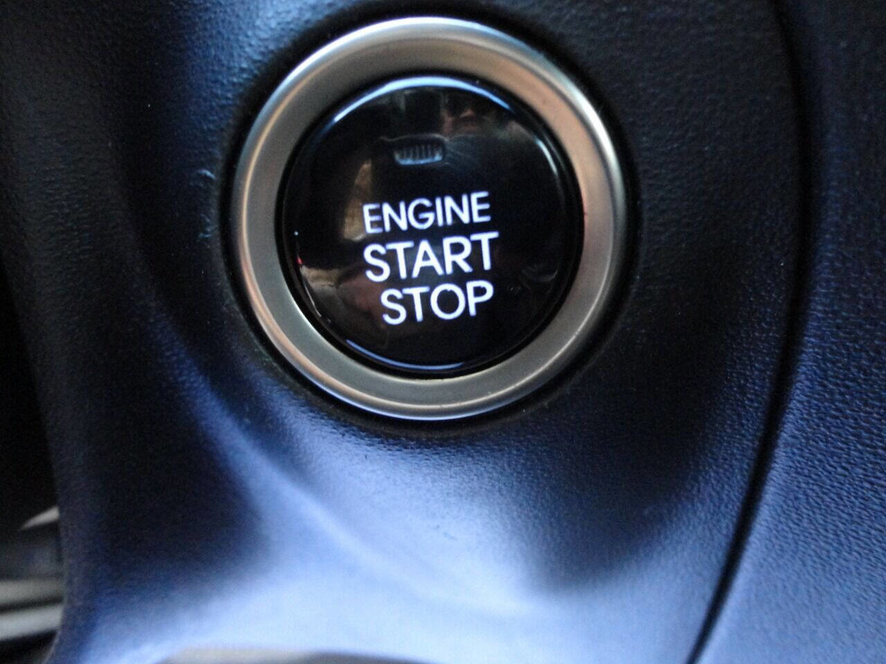 Used 2016 Hyundai Genesis 3.8 image 35