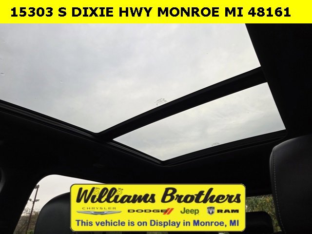 Used 2024 Jeep Grand Cherokee Limited 4xe image 11