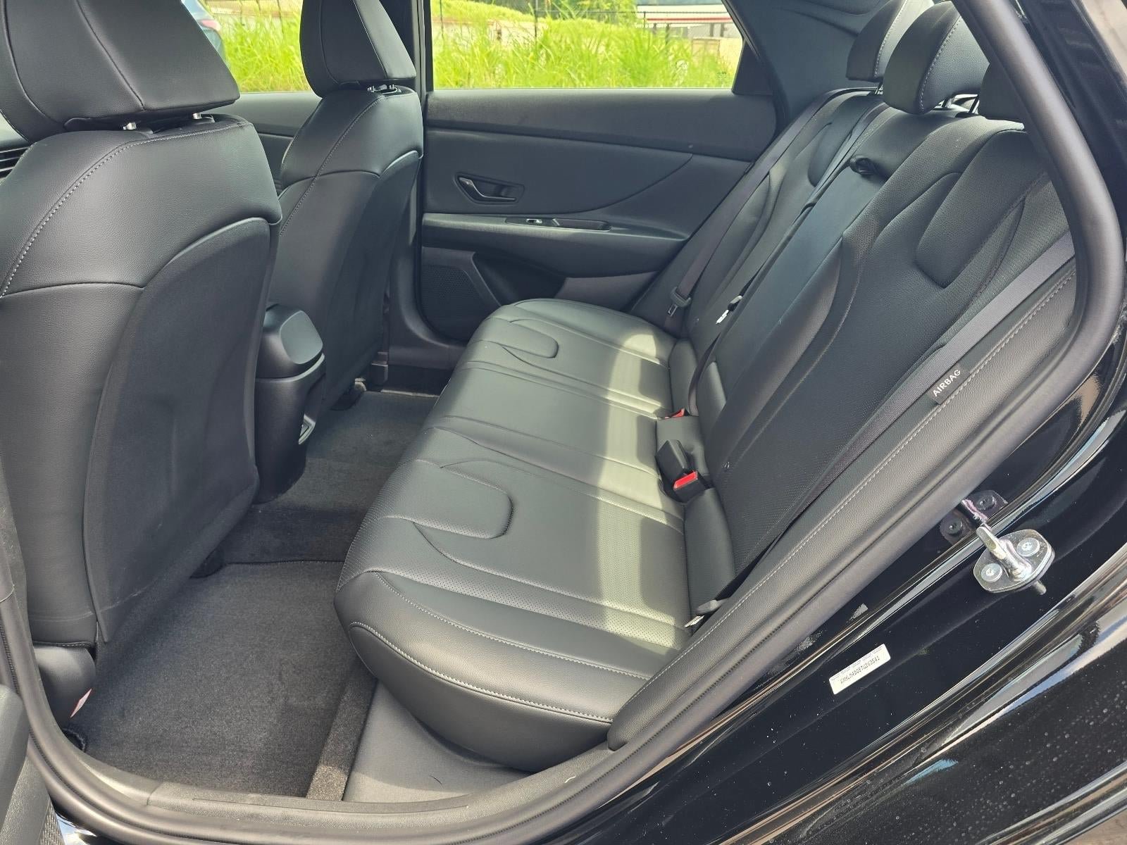 New 2026 Hyundai Elantra SEL Sport FWD image 10