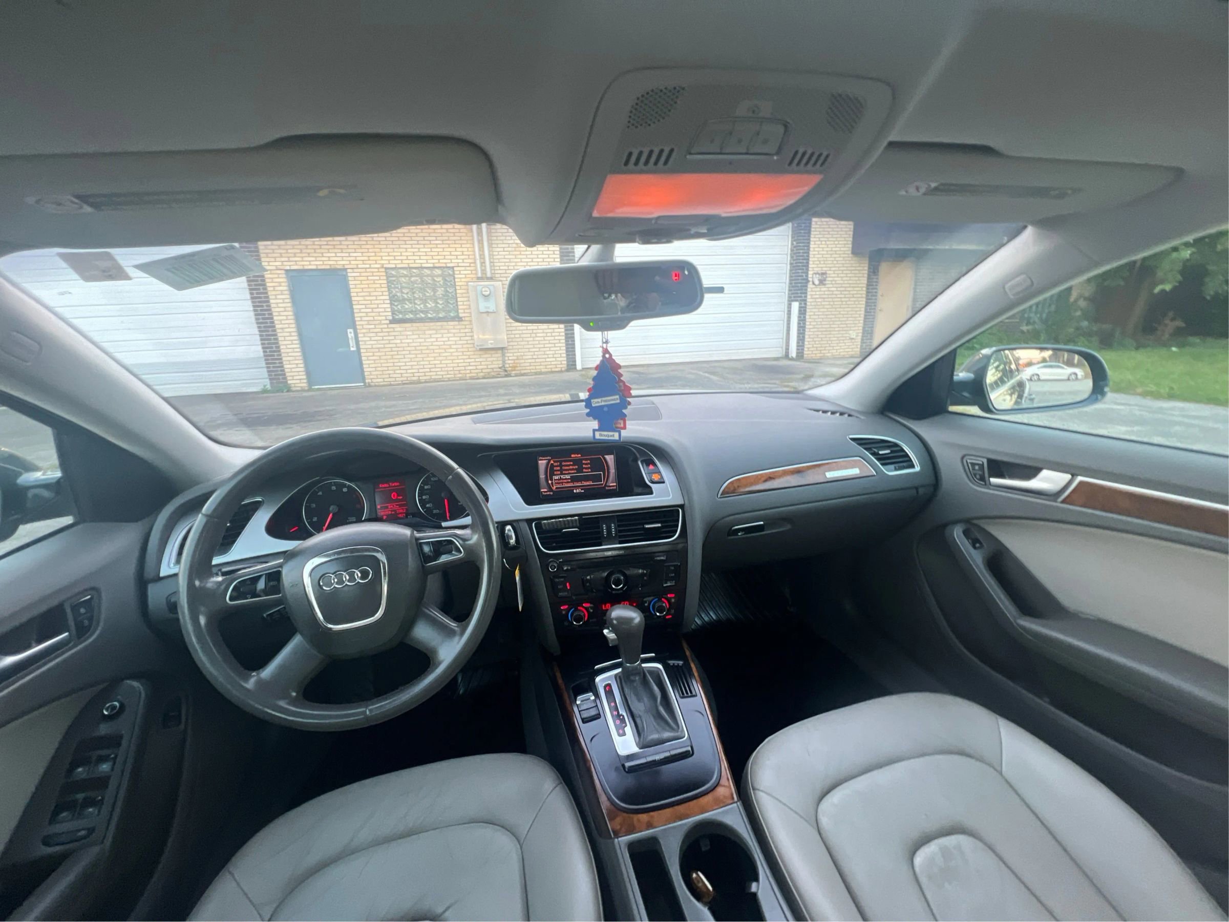 Used 2011 Audi A4 2.0T Premium Plus image 27