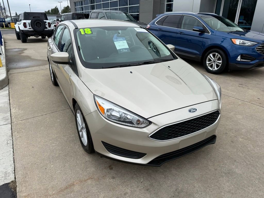 Certified 2018 Ford Focus SE image 3