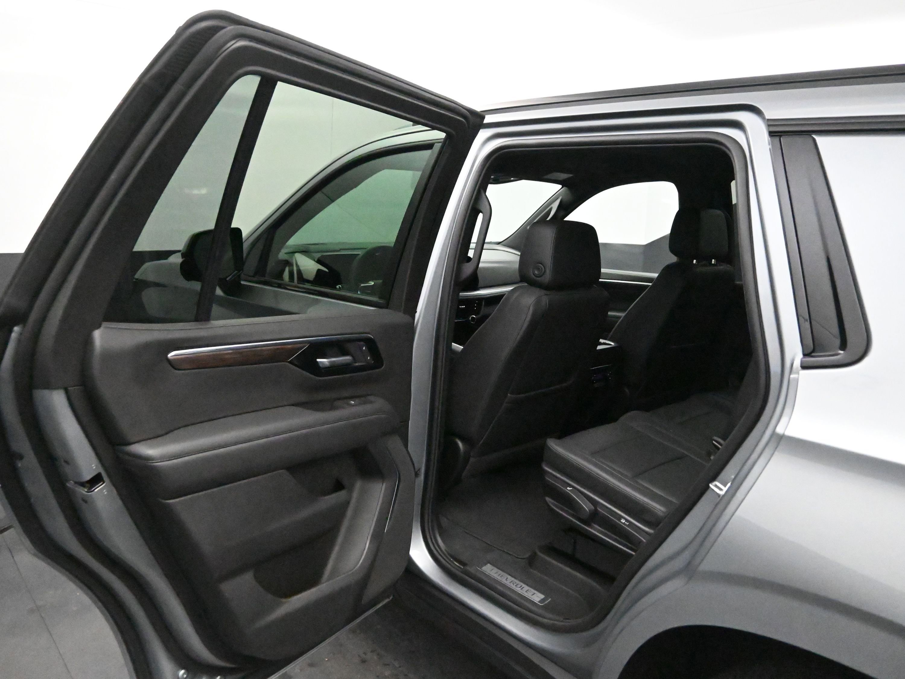 Certified 2025 Chevrolet Tahoe Z71 image 15