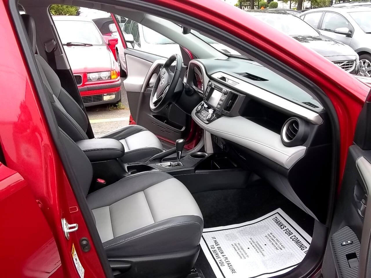 Used 2014 Toyota RAV4 Limited AWD/4WD image 10