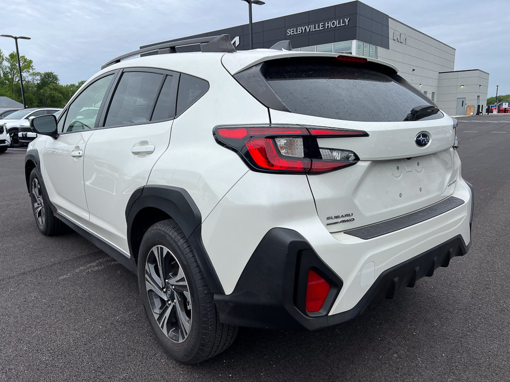 Used 2024 Subaru Crosstrek 2.0i Premium AWD/4WD image 3