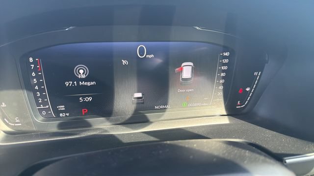 Certified 2025 Honda Pilot Elite image 2