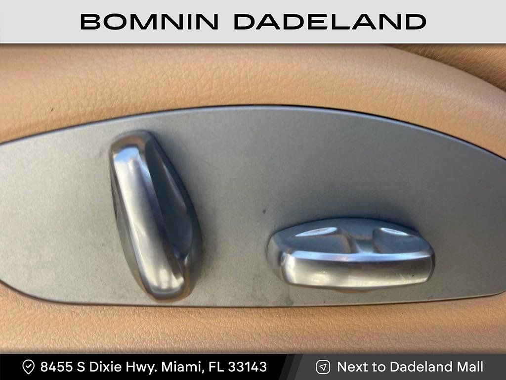 Used 2014 Porsche Cayenne Platinum Edition image 14