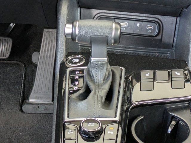 Used 2023 Kia Sportage EX image 19