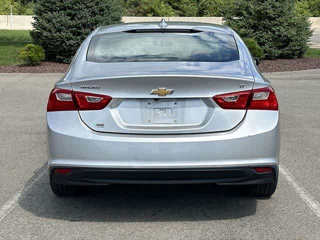 Used 2018 Chevrolet Malibu LT FWD image 4