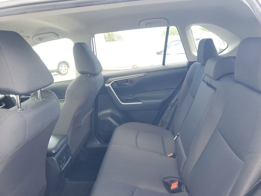 Used 2023 Toyota RAV4 LE image 10