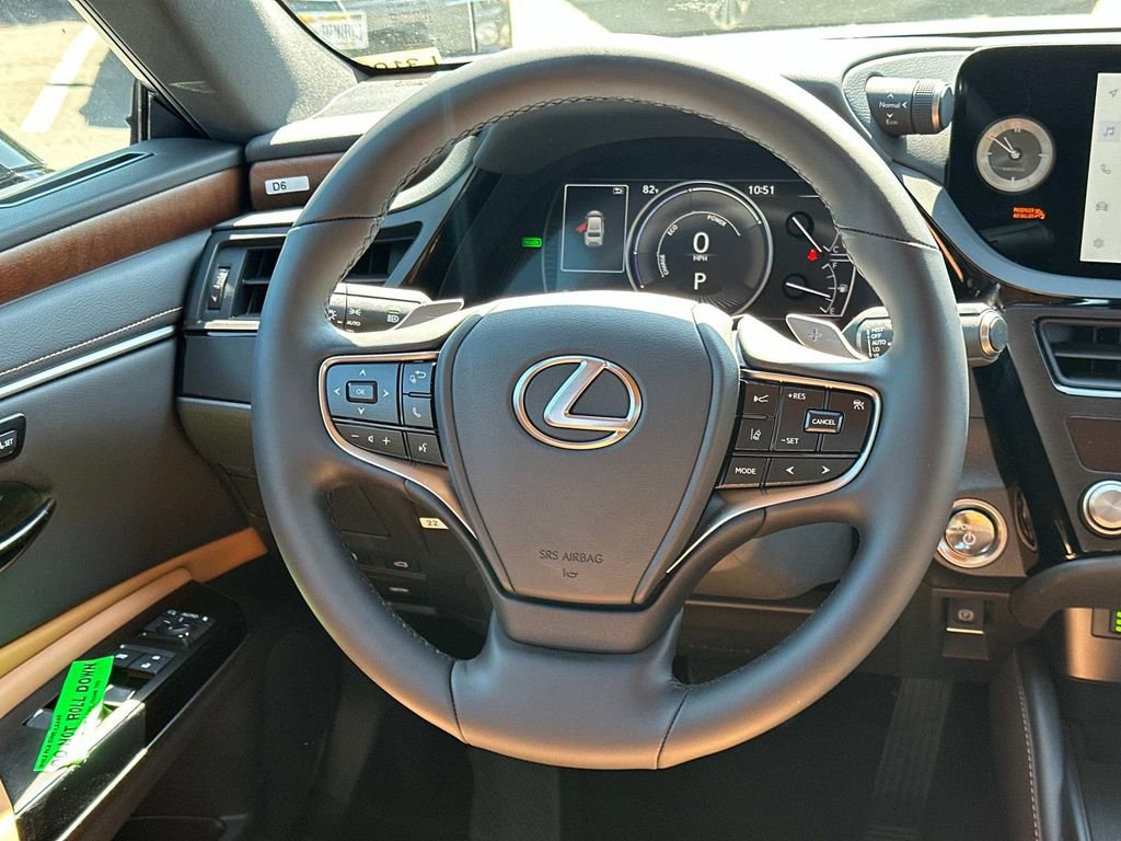 New 2025 Lexus ES 300h F Sport image 14