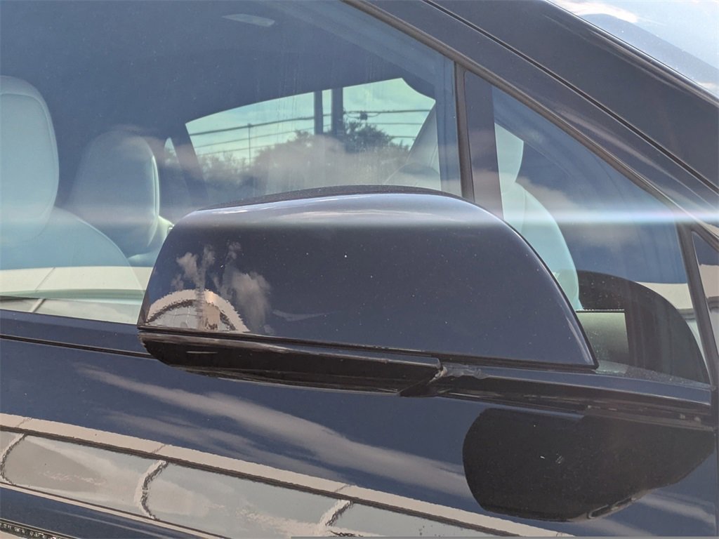 Used 2022 Tesla Model X Plaid image 12