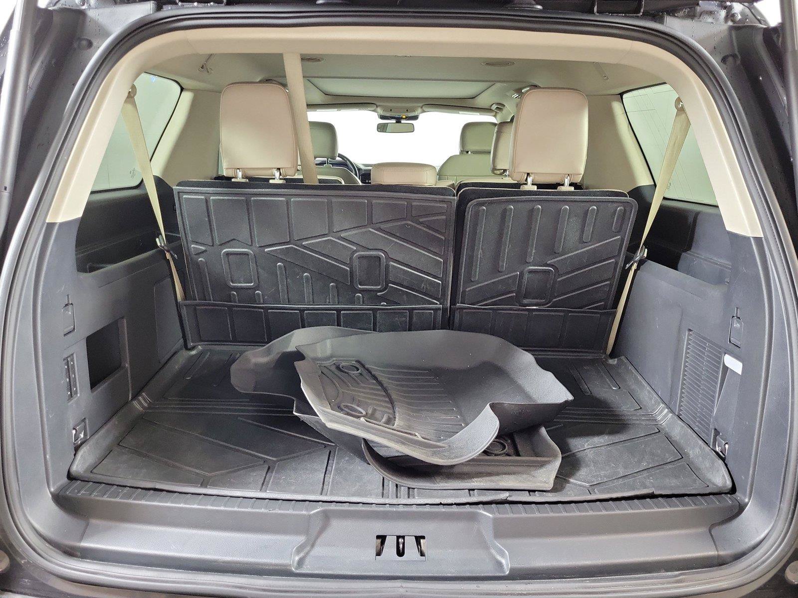 Used 2024 Ford Expedition Max Limited RWD image 9