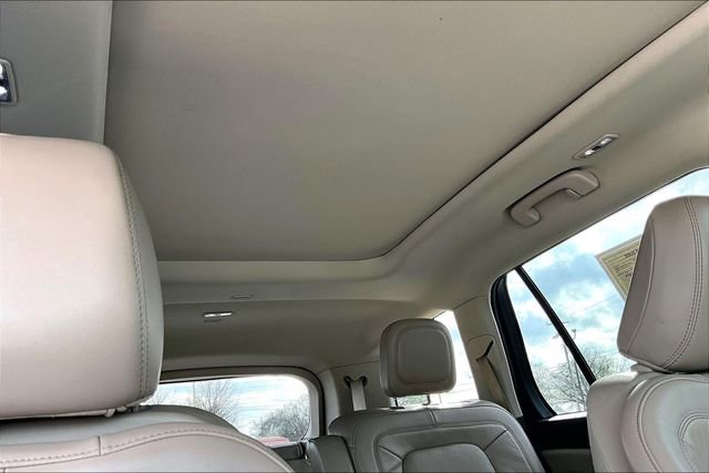 Used 2022 Lincoln Aviator Grand Touring w/ Equipment Group 301A image 24