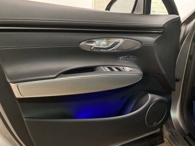 Used 2023 Genesis GV70 2.5T w/ Sport Prestige Package AWD/4WD image 16