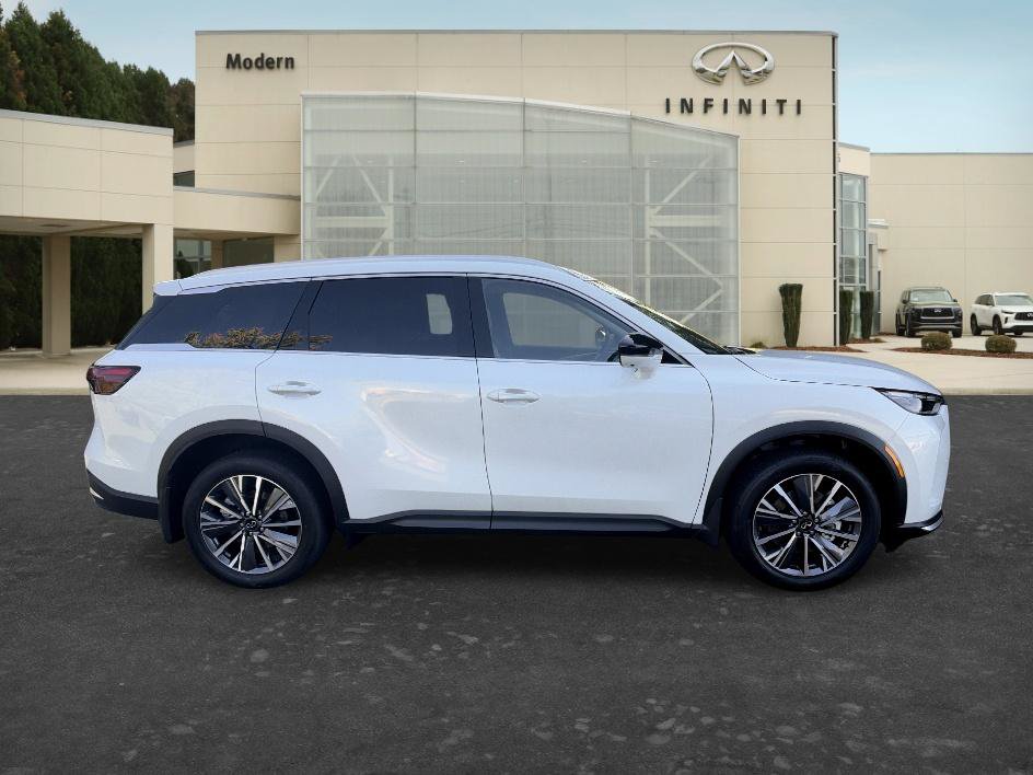 New 2027 INFINITI QX60 Luxe AWD/4WD image 4