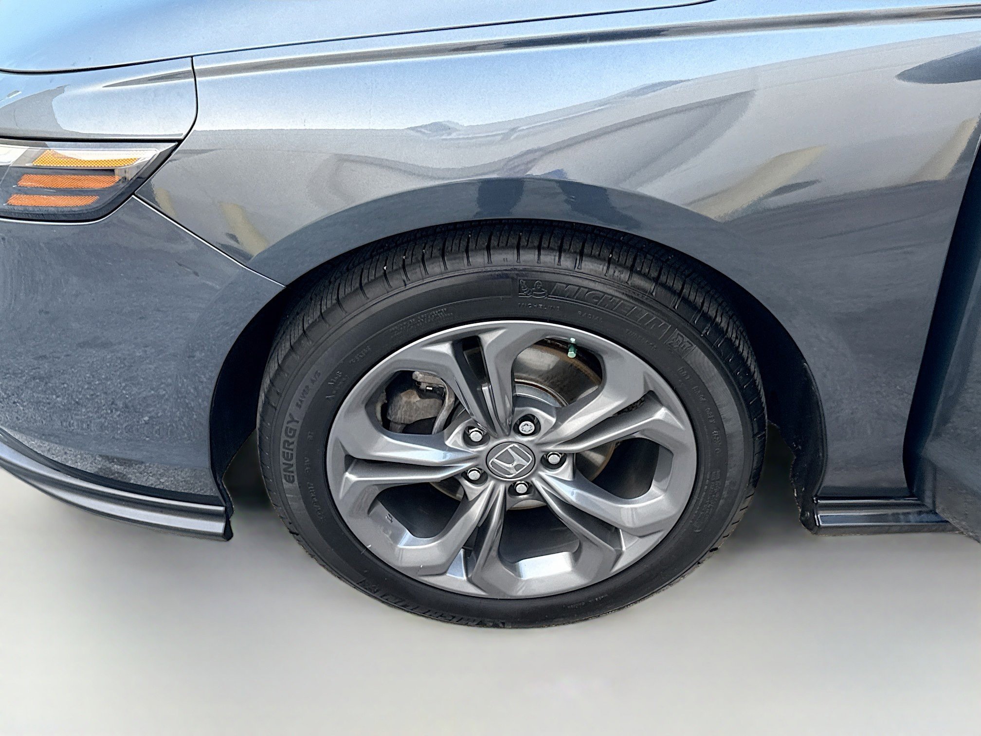 Certified 2024 Honda Accord EX image 36