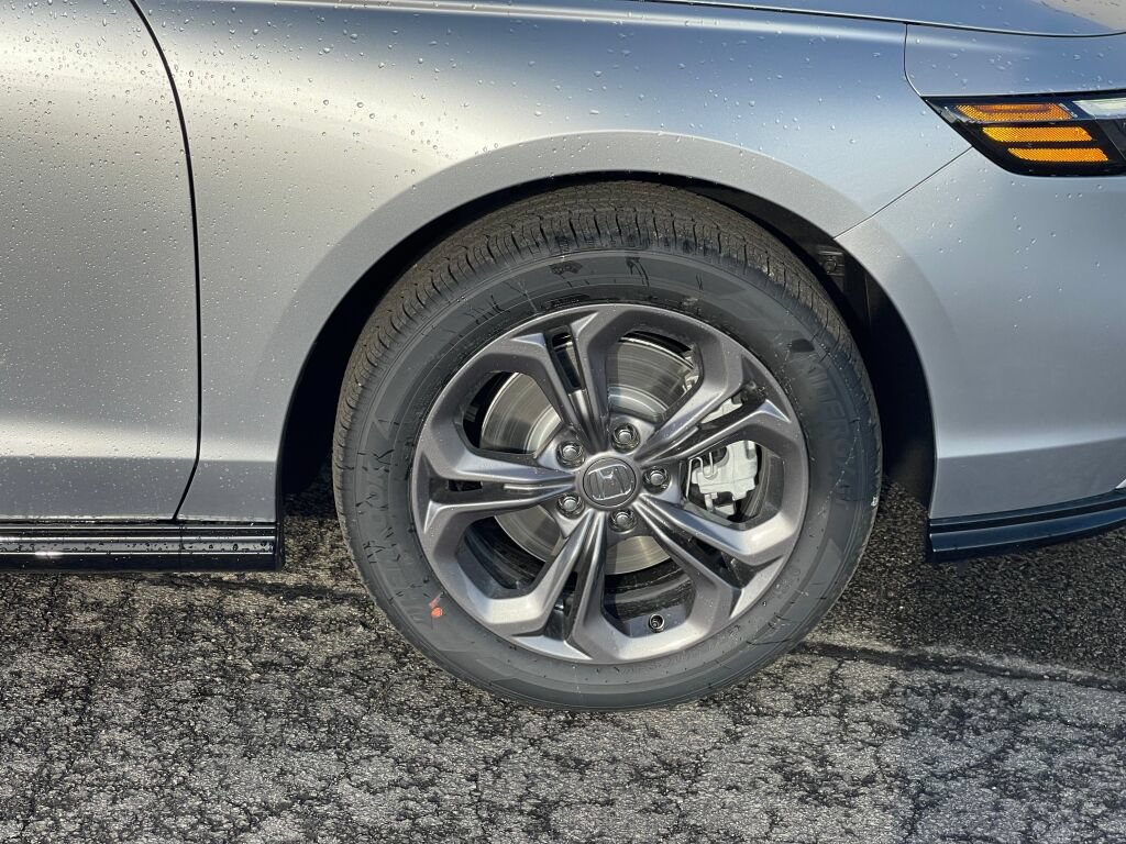 New 2026 Honda Accord EX-L image 25