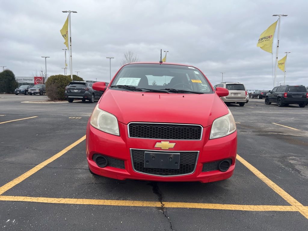 Used 2010 Chevrolet Aveo5 LS image 2