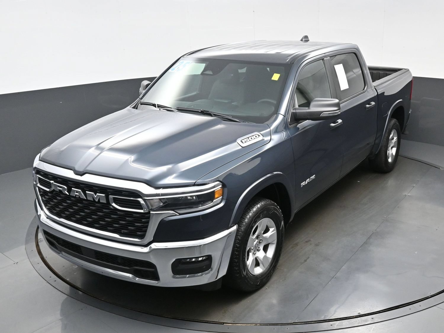 Used 2025 RAM 1500 Big Horn AWD/4WD image 36
