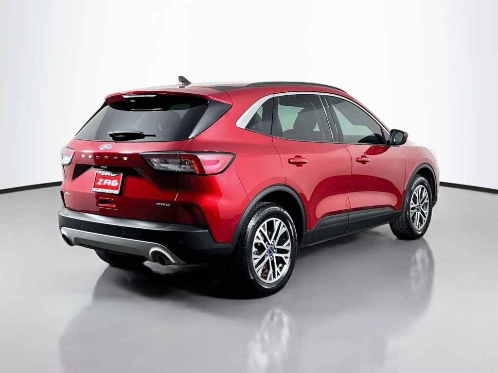 Used 2021 Ford Escape SEL w/ Technology Package AWD/4WD image 5