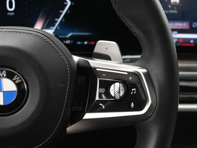 Used 2023 BMW 760i xDrive w/ Executive Package AWD/4WD image 10