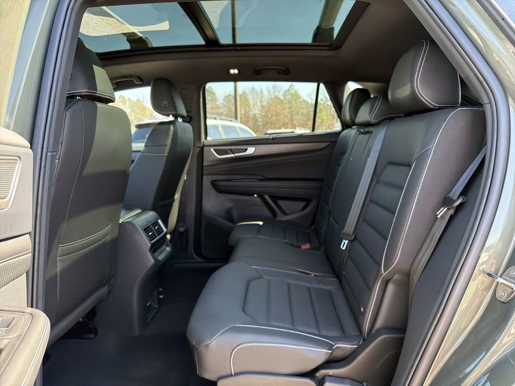 New 2026 Volkswagen Atlas Cross Sport SEL R-Line image 14