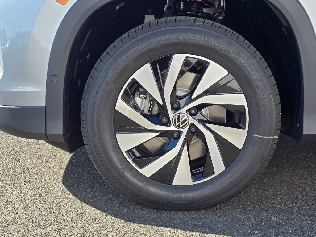 New 2025 Volkswagen Tiguan S image 11