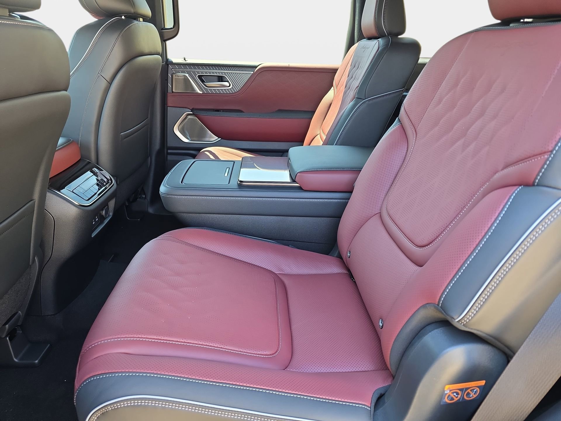 New 2026 INFINITI QX80 Autograph image 14