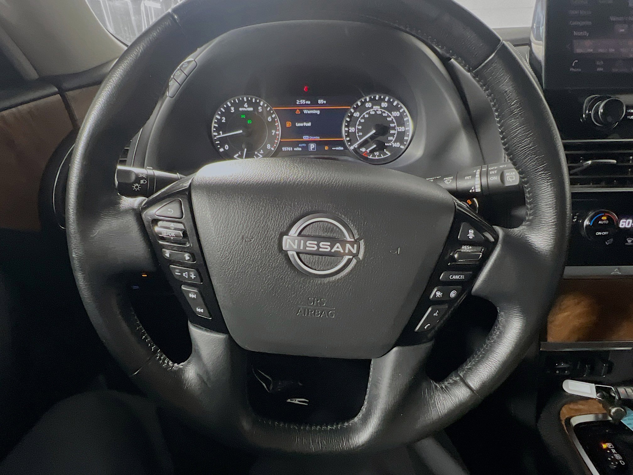 Used 2024 Nissan Armada SL image 18